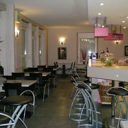 Hotell La Magdelaine 3*